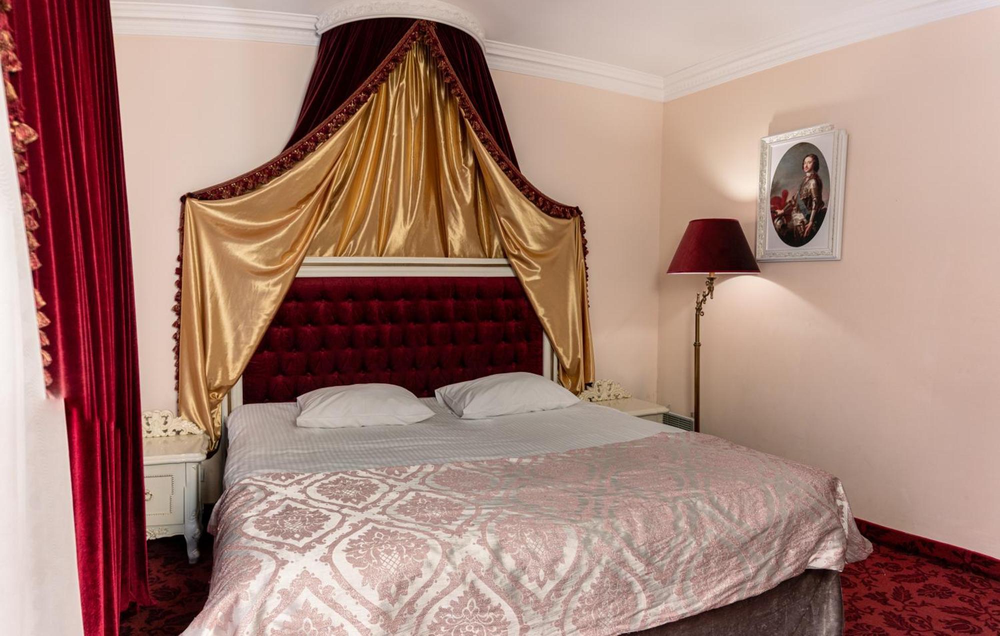 роял сити 4* Киев