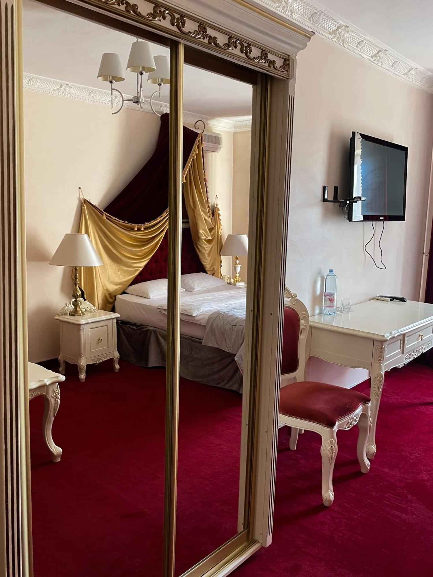 Royal Hotel Kyiv