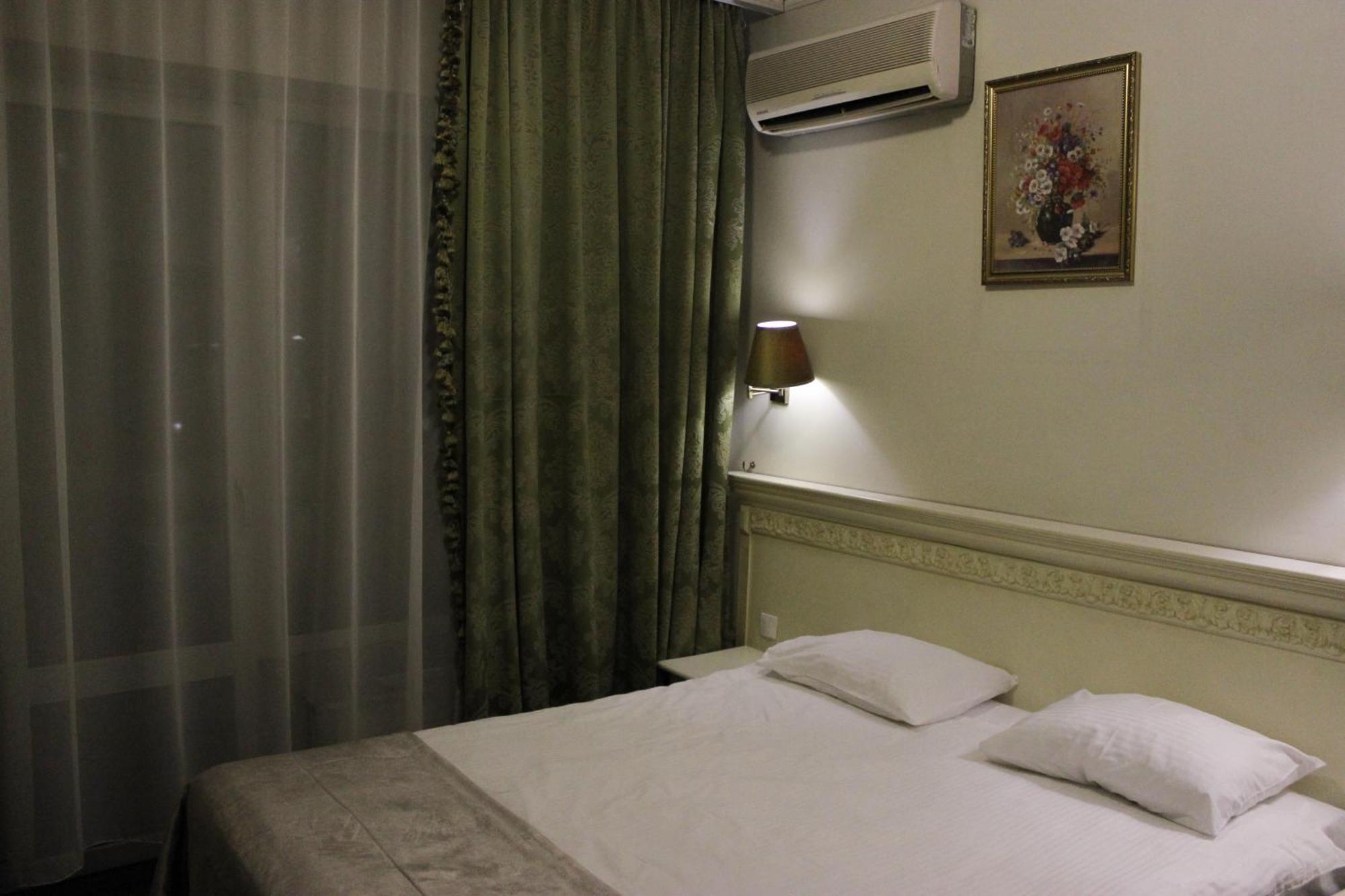 Royal Hotel
