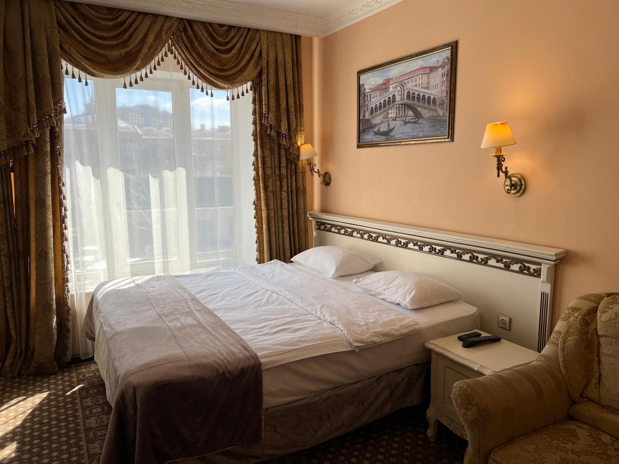 роял сити 4* Київ